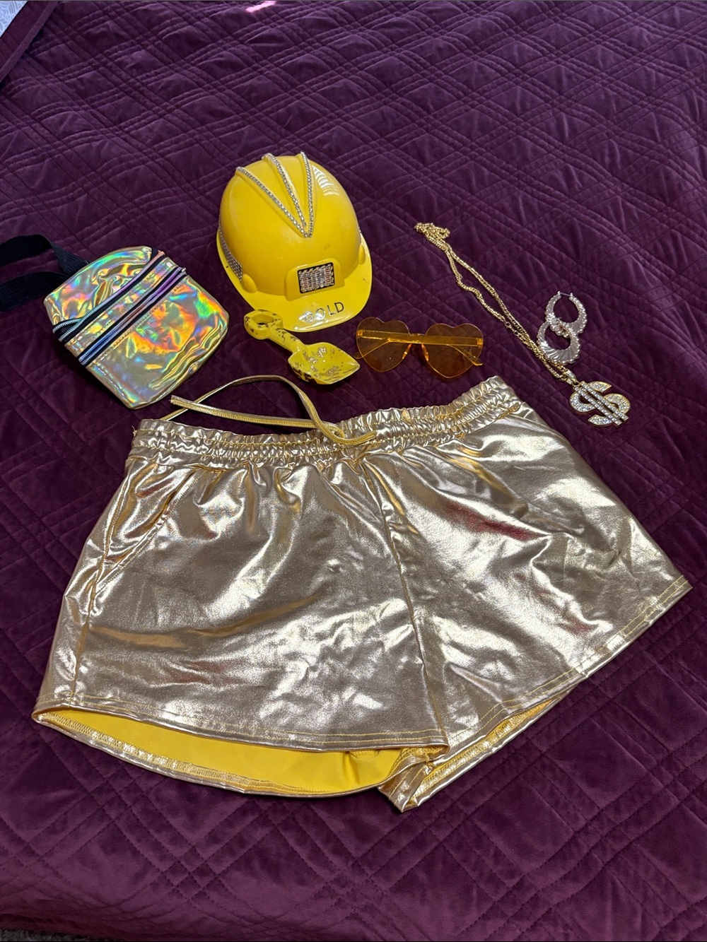 Women’s “gold digger” costume accessories includingShorts with Elastic Waistband